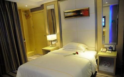 Sheng Jing Yi Jia Hotel Huji Esterno foto